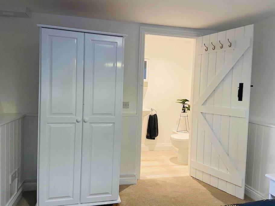 The Mill Stylish Rural Apartment With Beautiful Views Welsh Newton Common Экстерьер фото