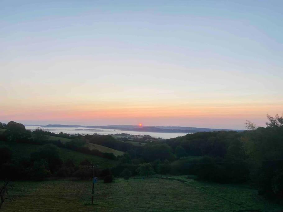 The Mill Stylish Rural Apartment With Beautiful Views Welsh Newton Common Экстерьер фото